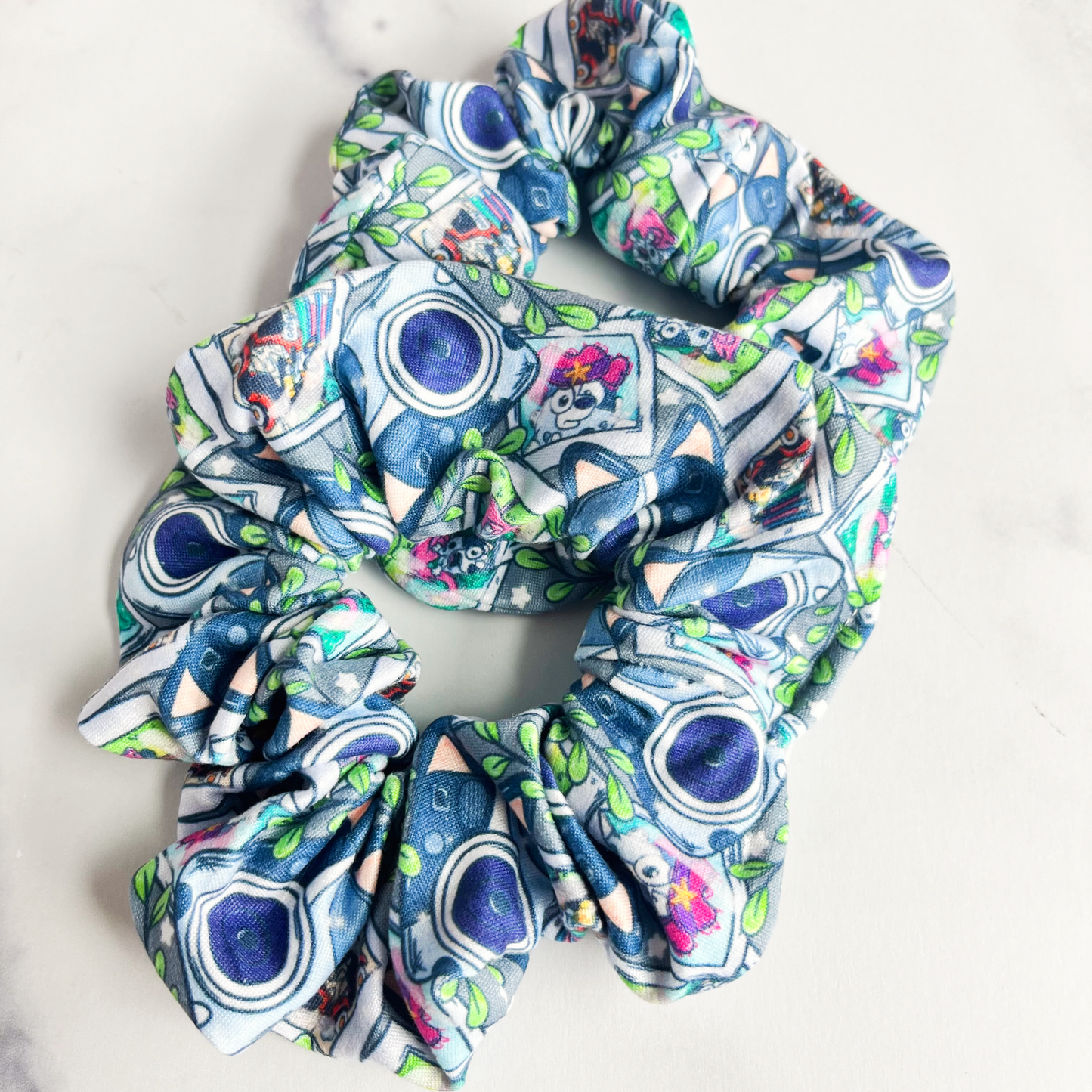 Muffin Polaroid Scrunchie