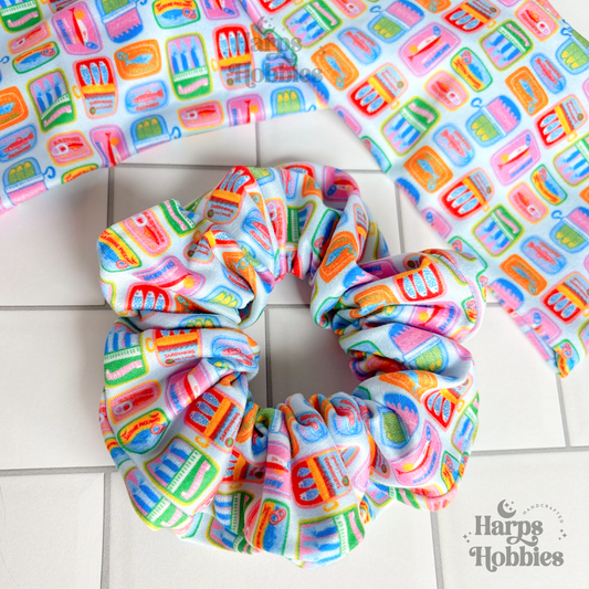 Sassy Sardines Scrunchie (Regular)