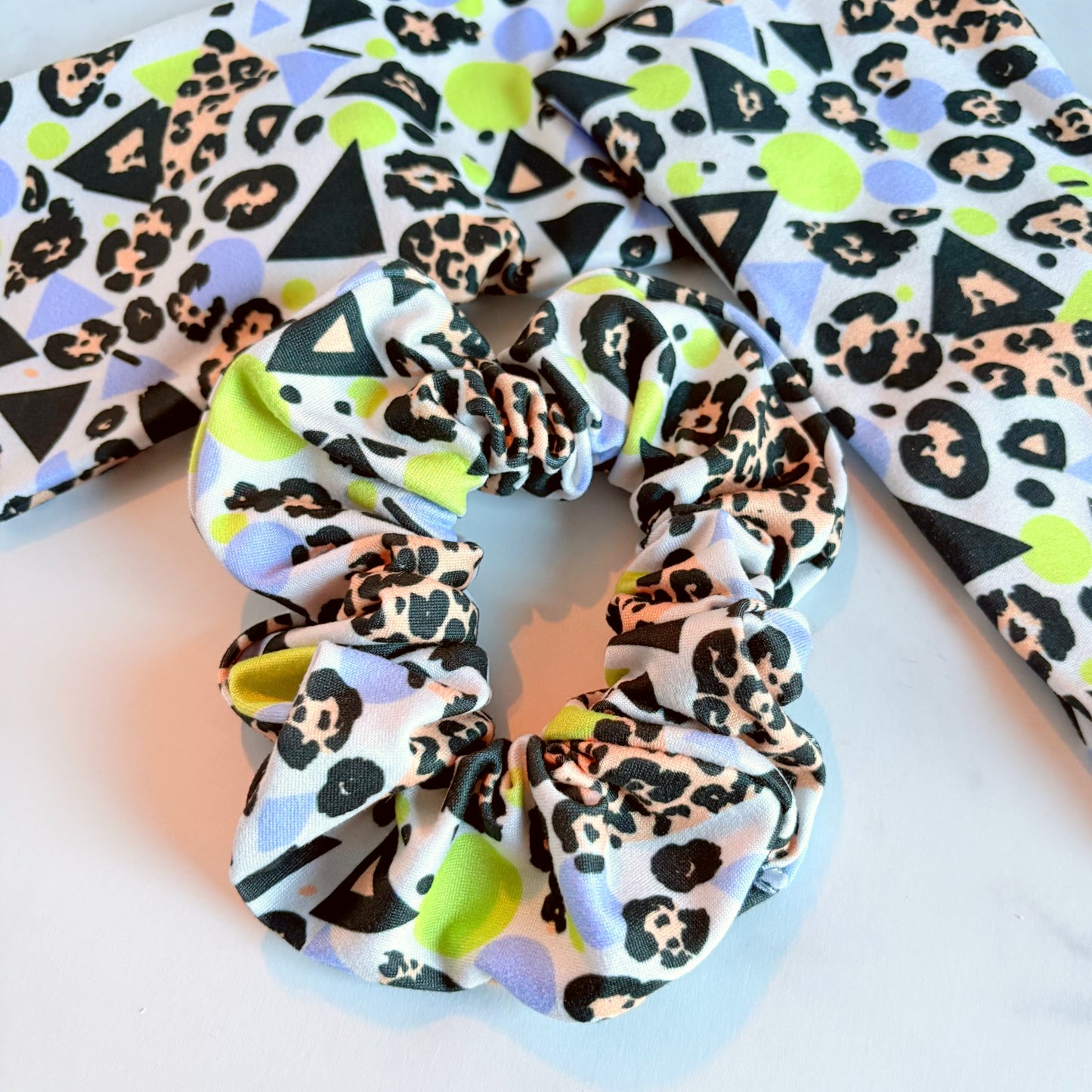 80s Halloween Leopard Scrunchie (Regular)