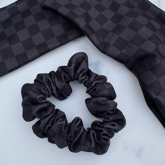 Black Checkered Scrunchie (Skinny)