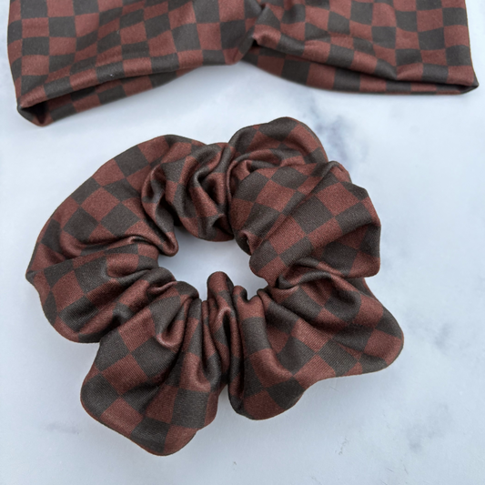 Chocolate Checkered Scrunchie (Regular)