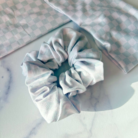Sage Checkered Scrunchie (Regular)