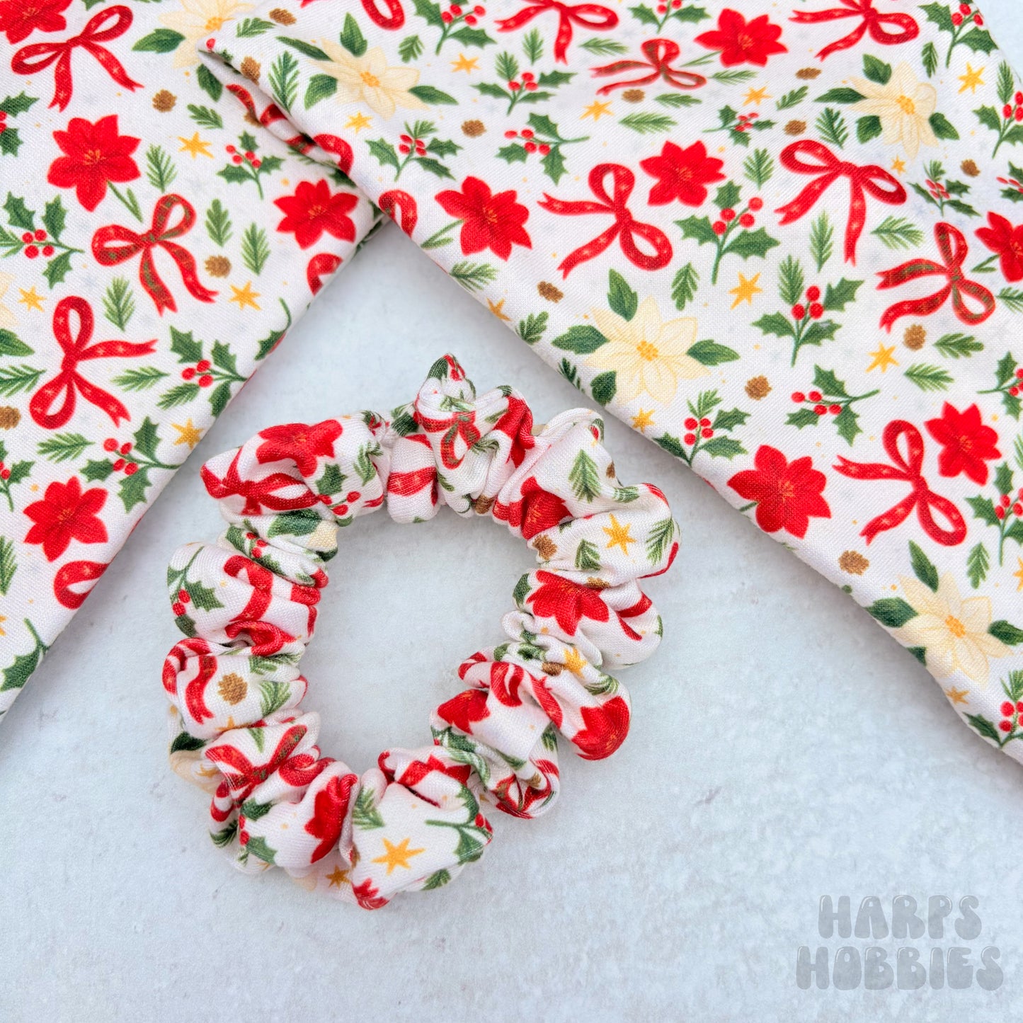 Poinsettia Bows Scrunchie (Skinny)