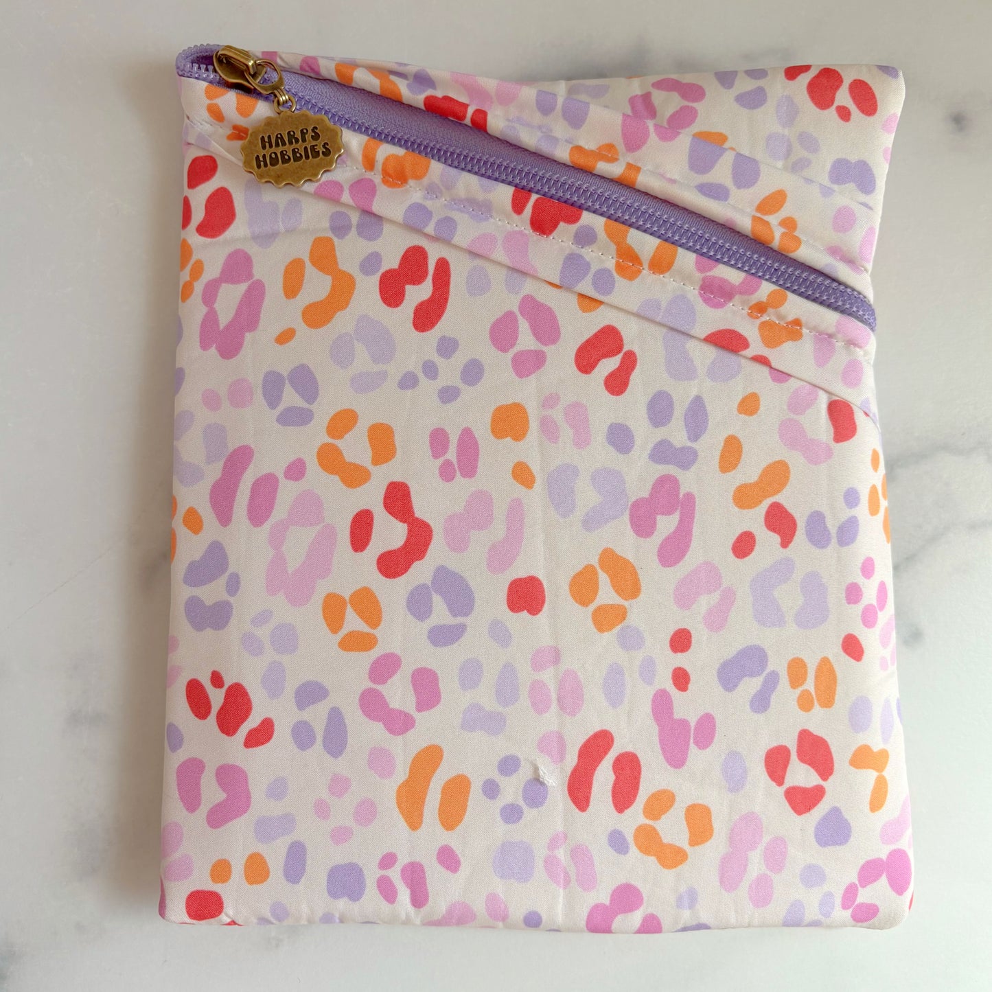 Summer Cheetah Reading Sleeve (2 sizes)