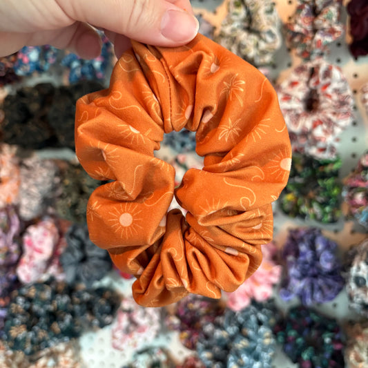 Beach Waves Scrunchie (Regular)