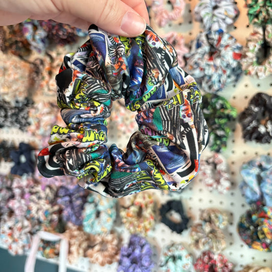 Beetlejuice Scrunchie (Regular)