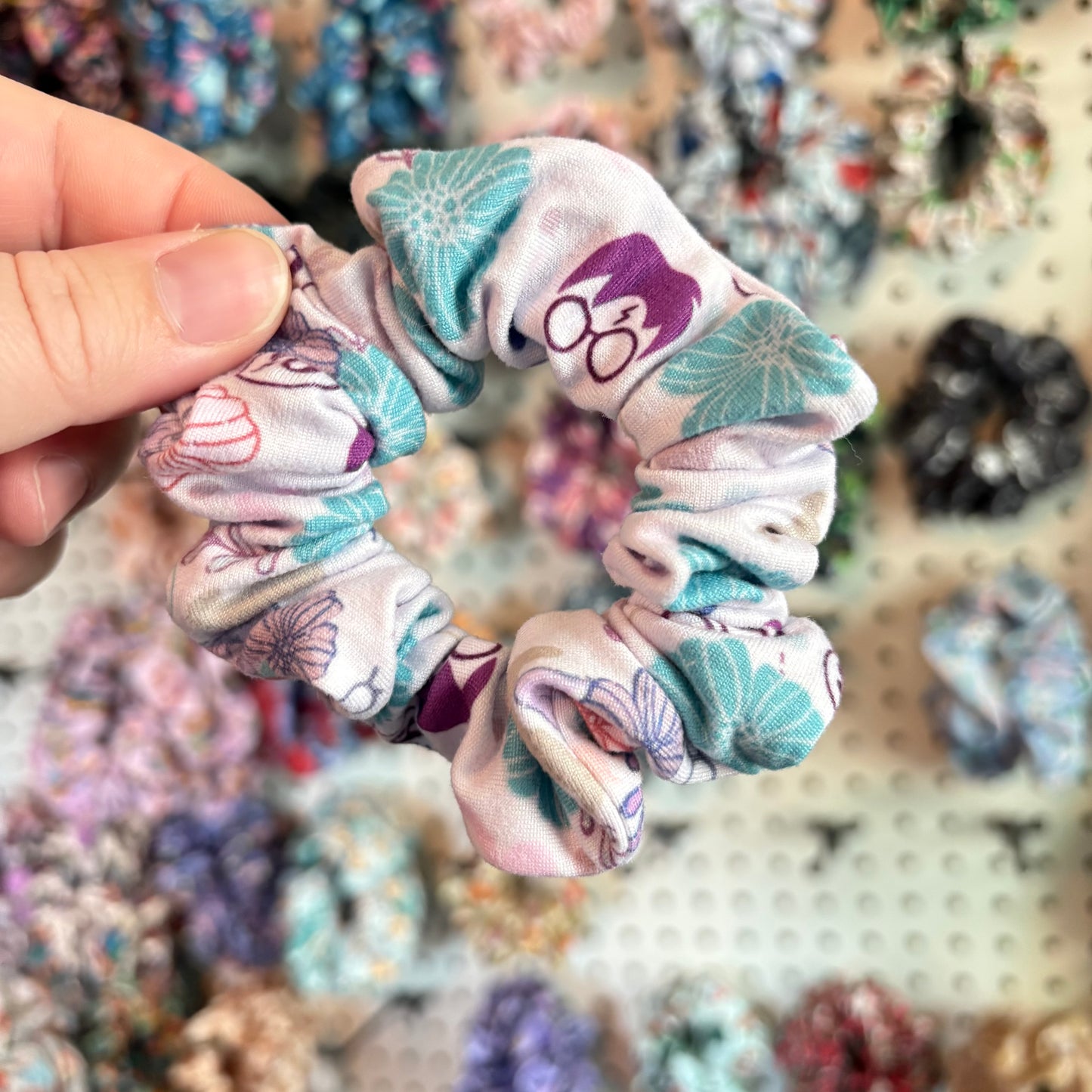 Hidden Harry Scrunchie (Skinny)