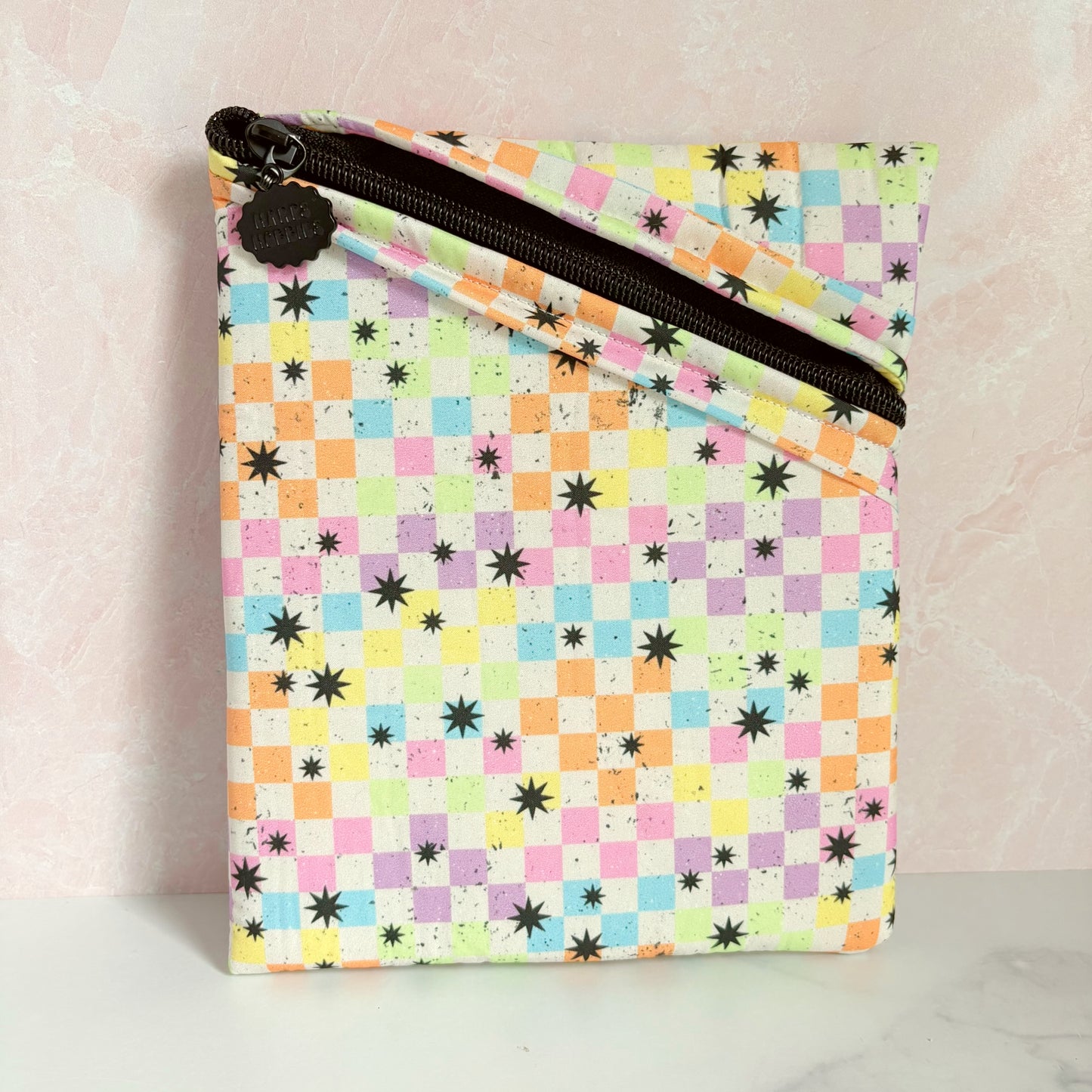 Retro Checkered Reading Sleeve (2 sizes)