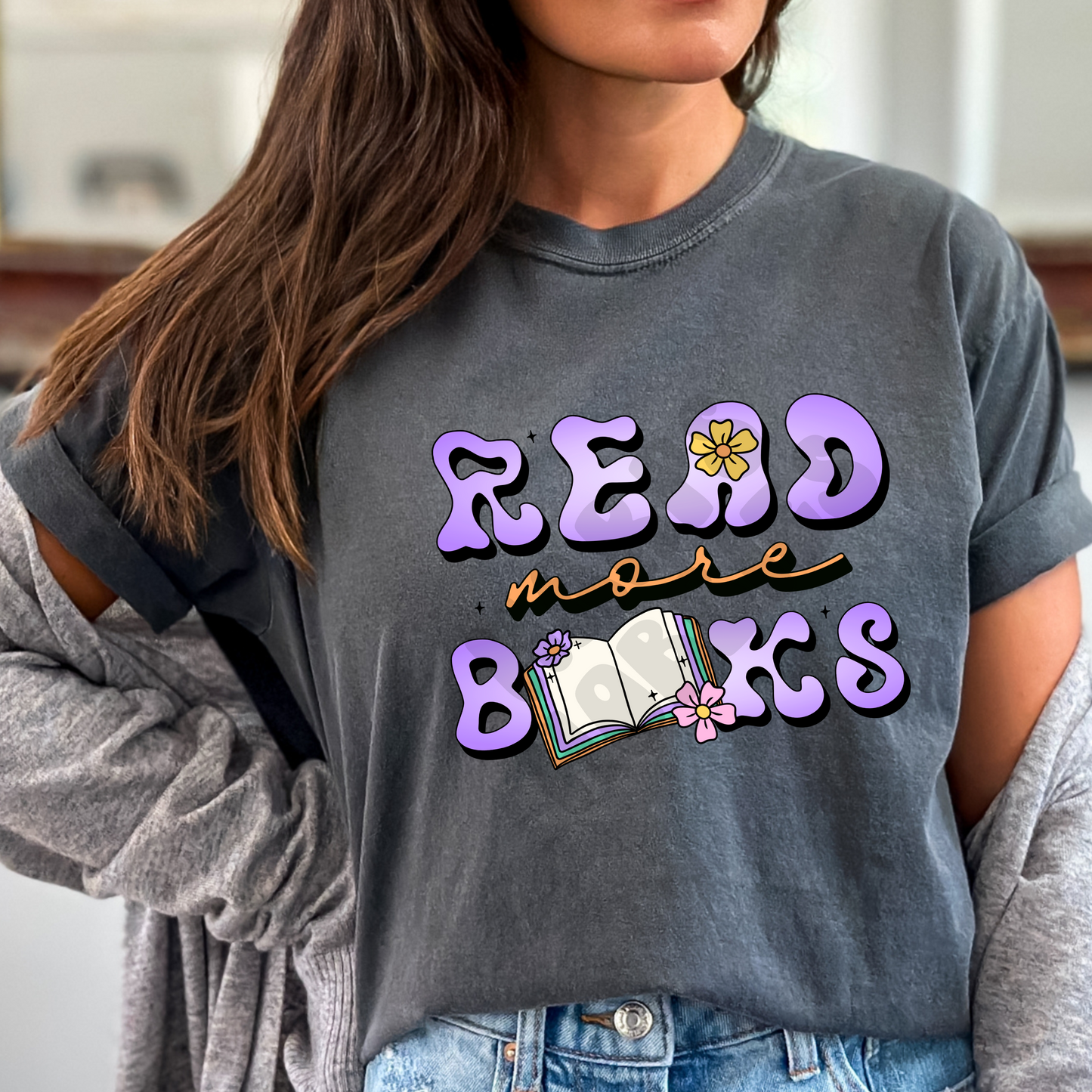Read More Books Wavy (tshirt/sweatshirt)