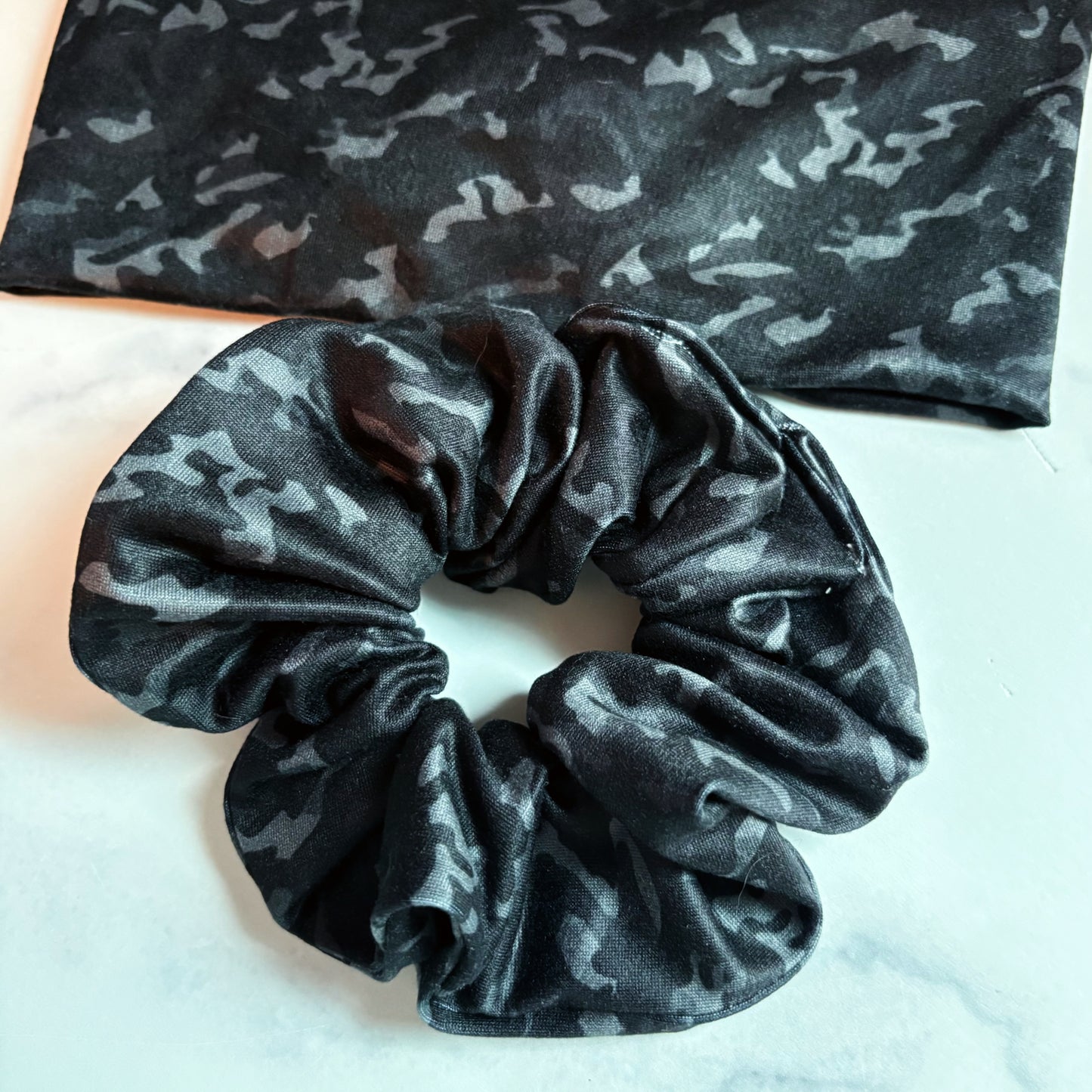 Black Camo Scrunchie (Regular)