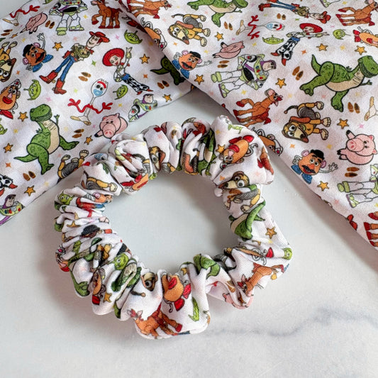 Toys Scrunchie (Skinny)