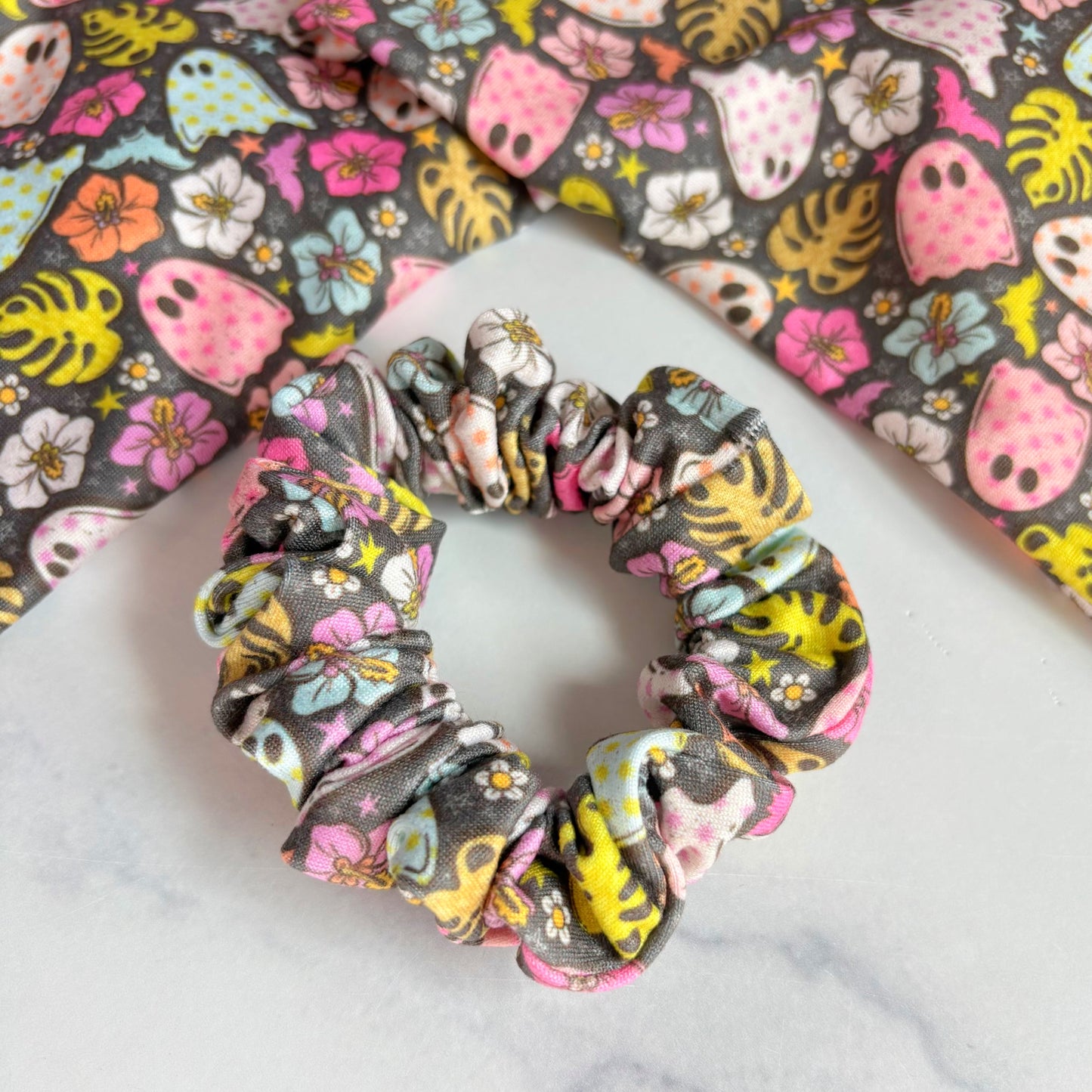 Ghostie Summer Scrunchie (Skinny)