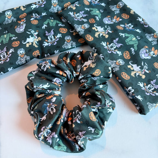 Halloween Friends Scrunchie (Regular)
