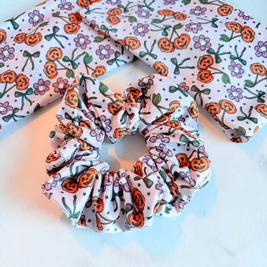 Pumpkin Cherries Scrunchie (Regular)
