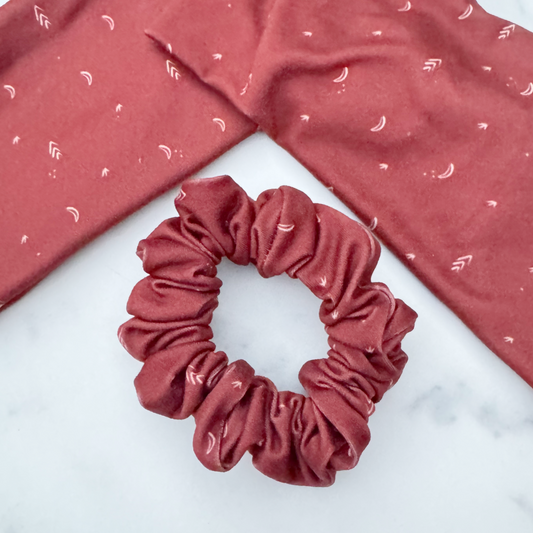Maroon Wanderer Scrunchie (Skinny)
