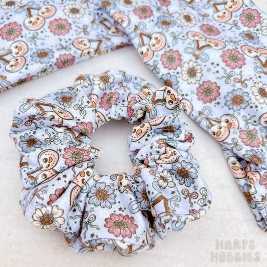 Snowman Cherries Scrunchie (Regular)