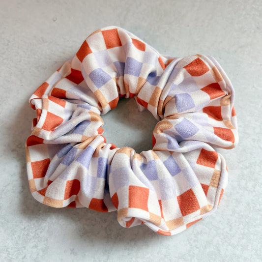 Groovy Checkered Scrunchie (Regular)