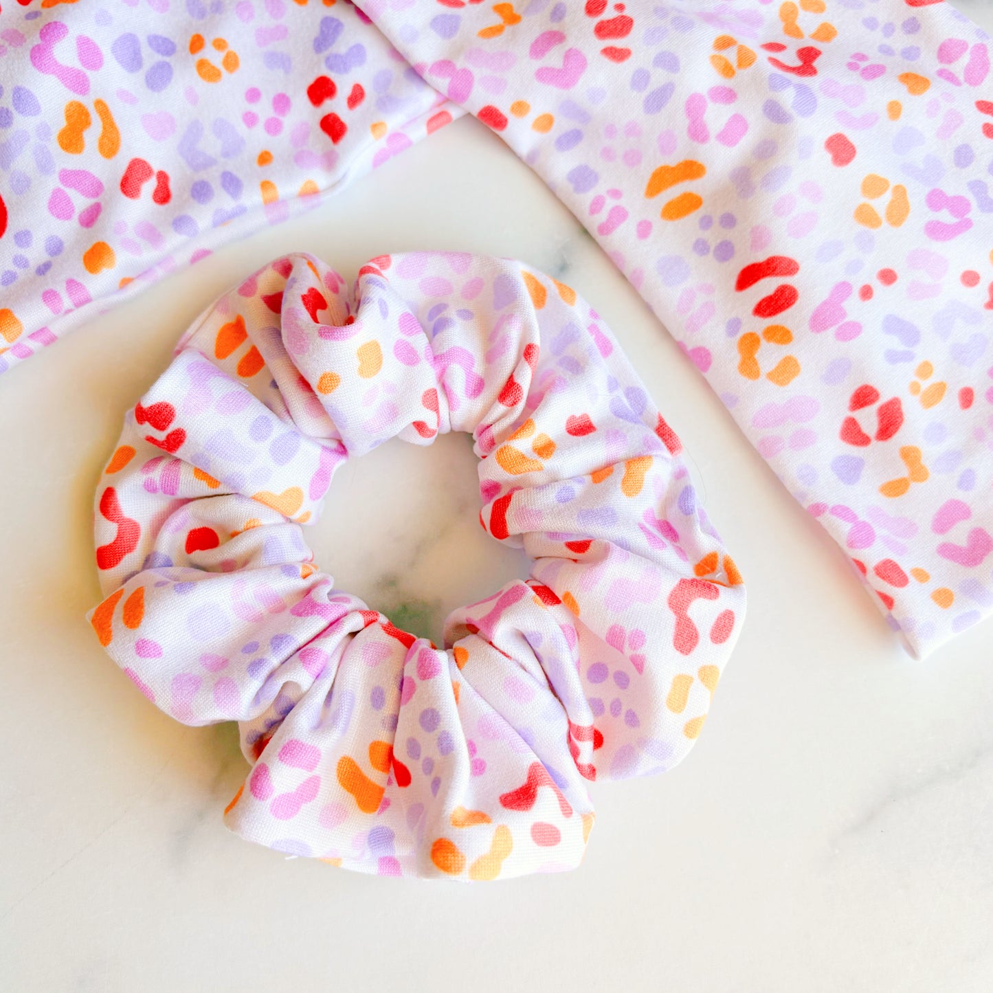 Summer Cheetah Scrunchie (Regular)