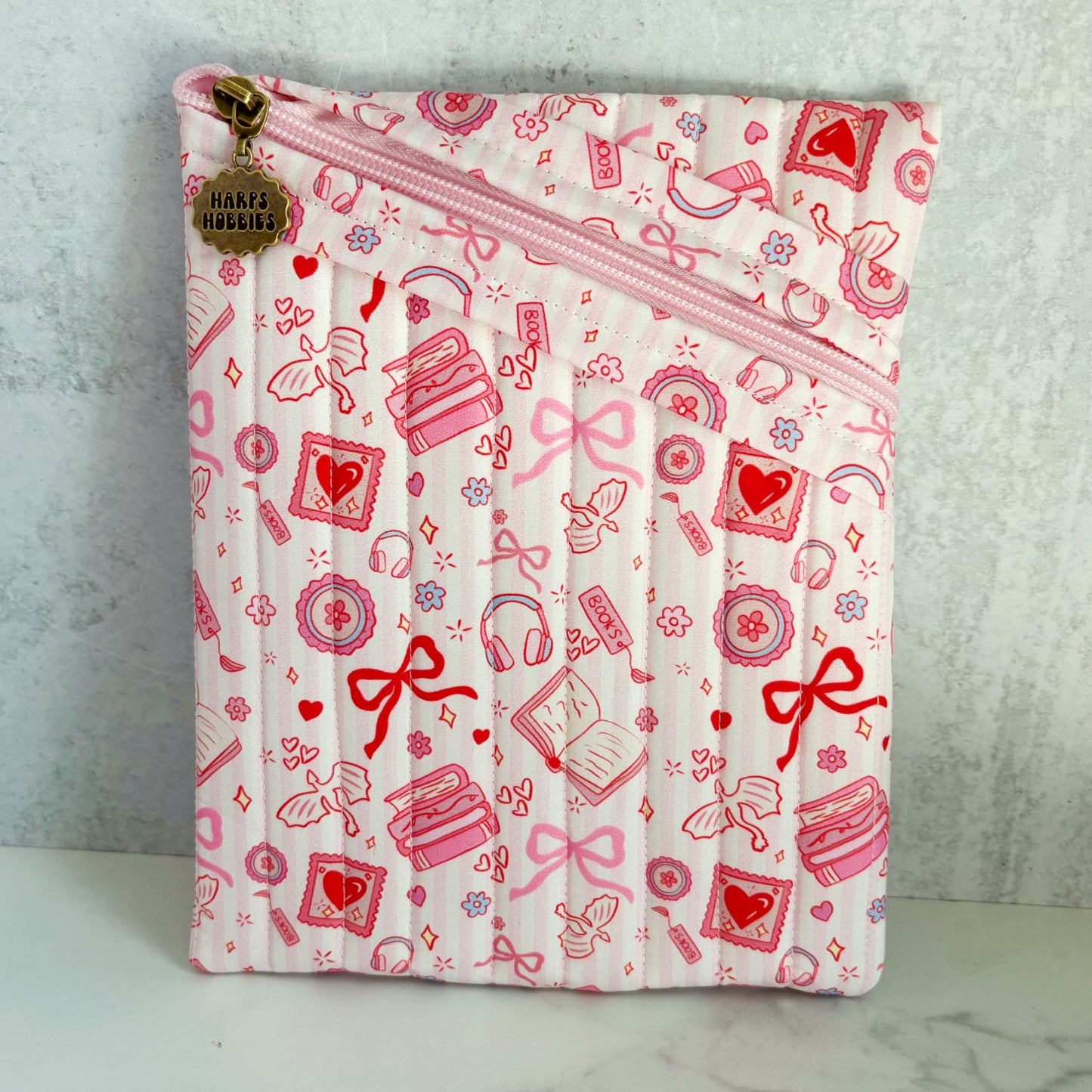 Romance Readers Reading Sleeve (2 sizes)