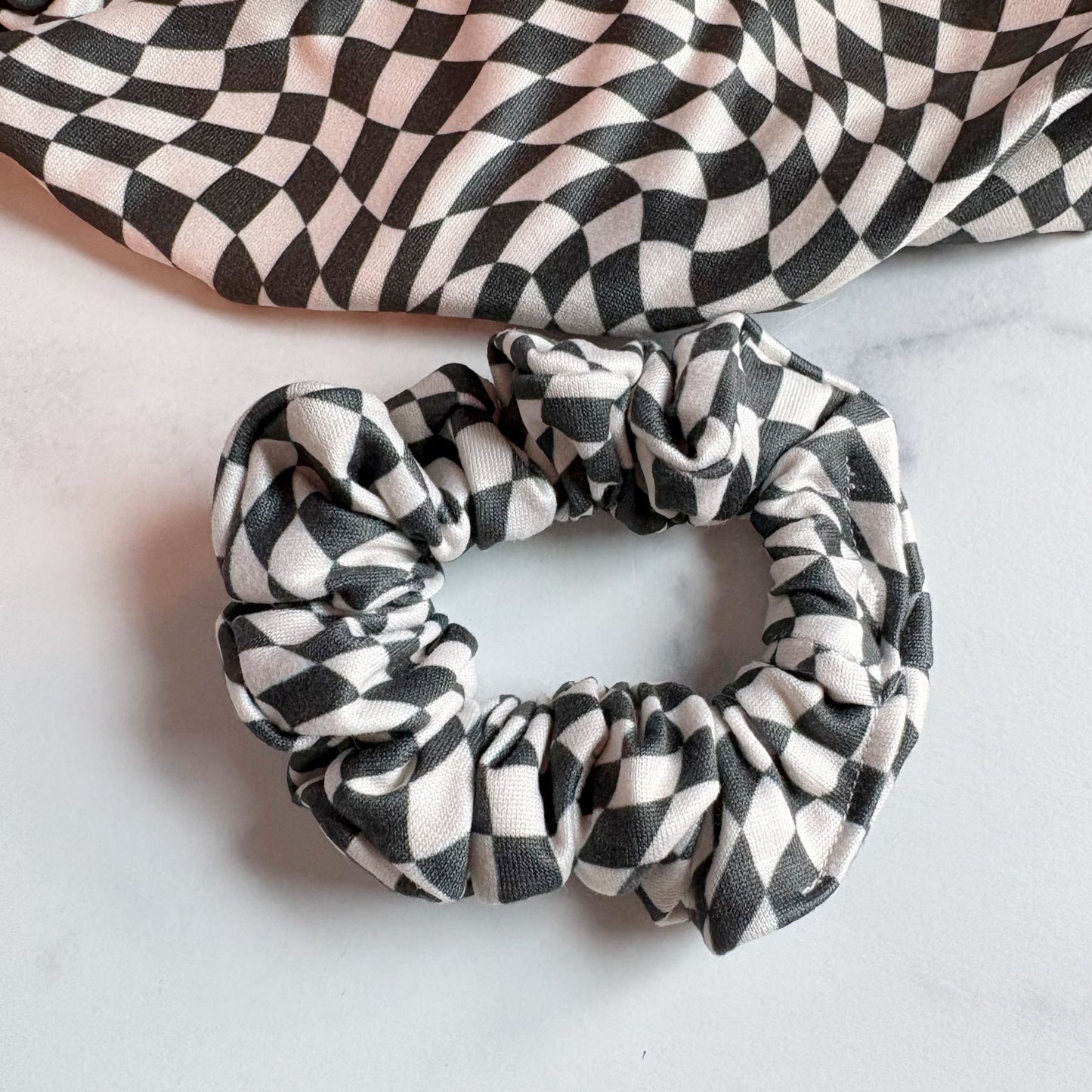 Vintage Checkered Scrunchie (Skinny)