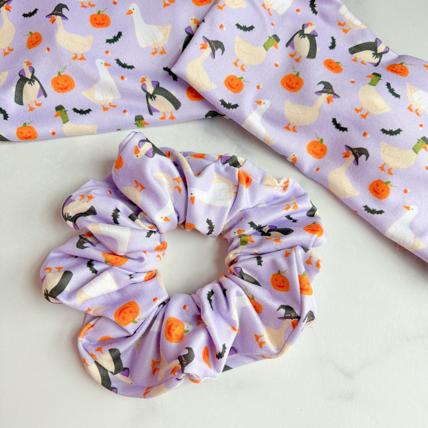 Spooky Geese Scrunchie (Regular)