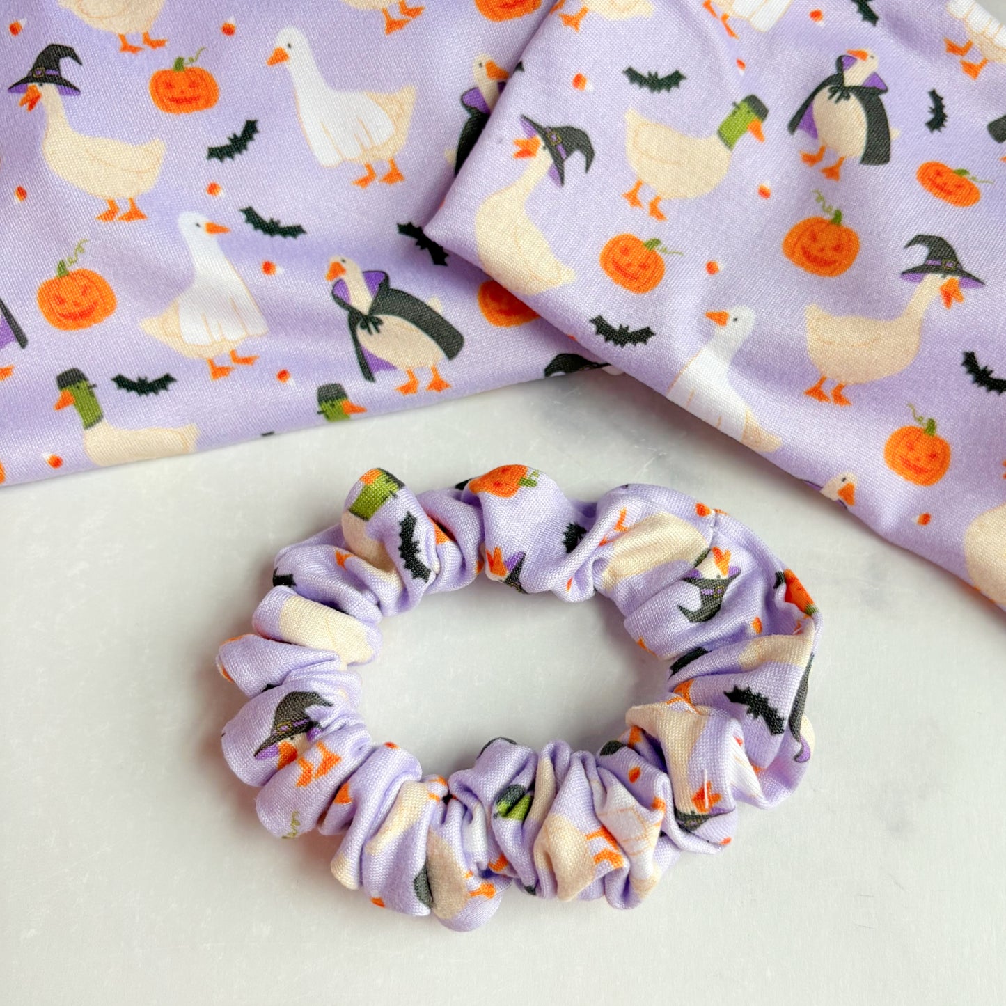 Spooky Geese Scrunchie (Skinny)