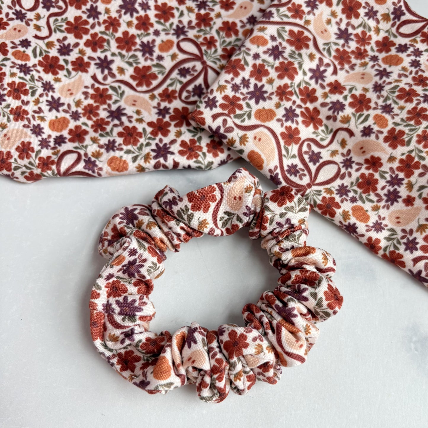 Boo Bows Scrunchie (Skinny)