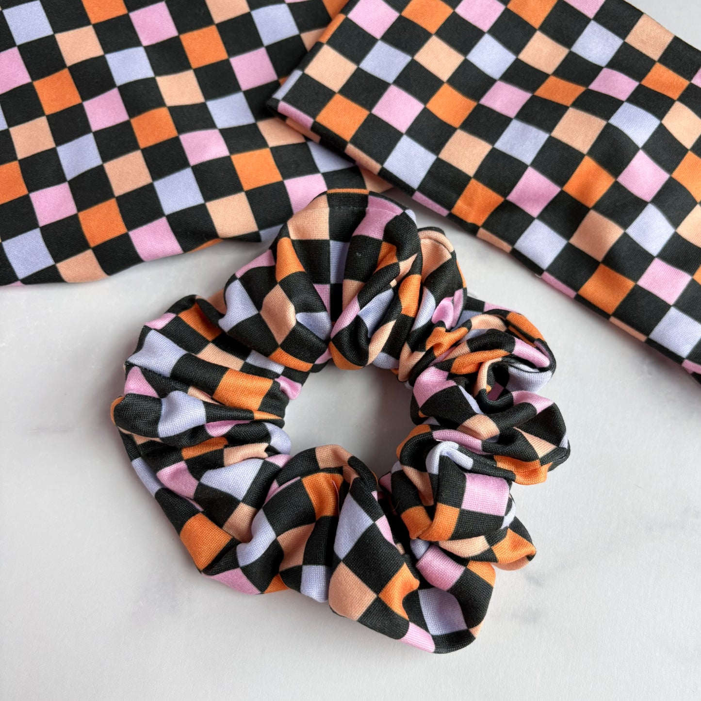 Halloween Checkered Scrunchie (Regular)