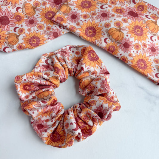 Sunflower Pumpkins Scrunchie (Regular)
