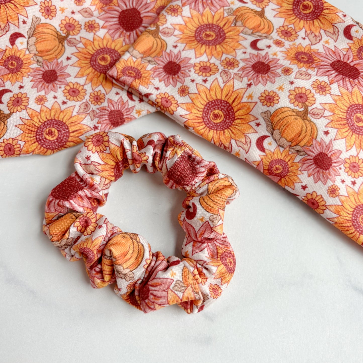 Sunflower Pumpkins Scrunchie (Skinny)