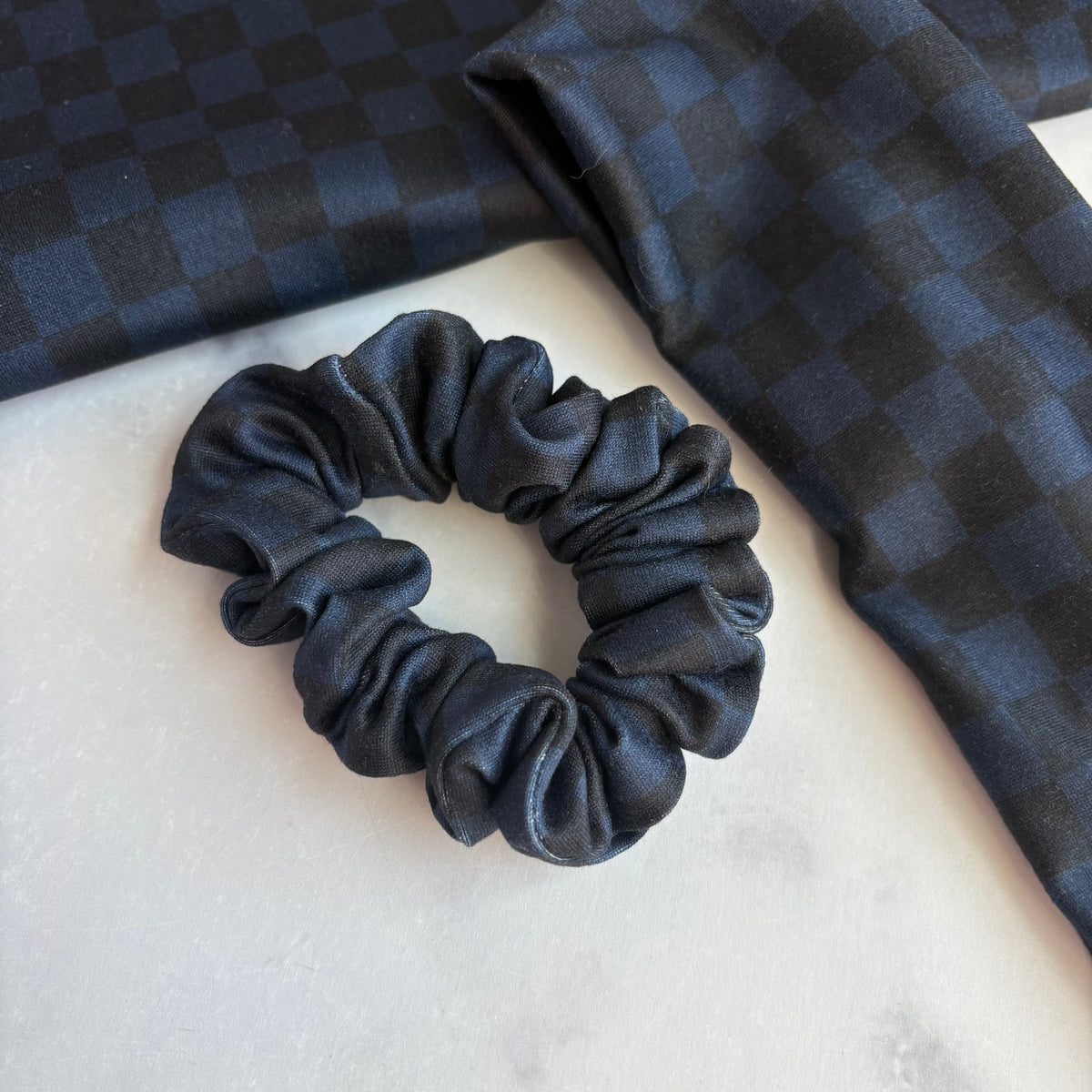 Navy Checkered Scrunchie (Skinny)