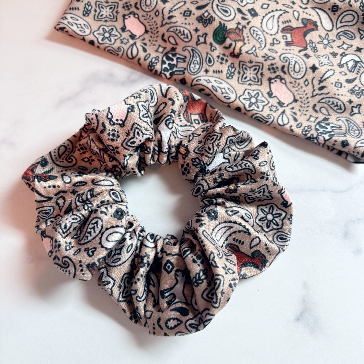Farm Life Paisley Scrunchie (Regular)