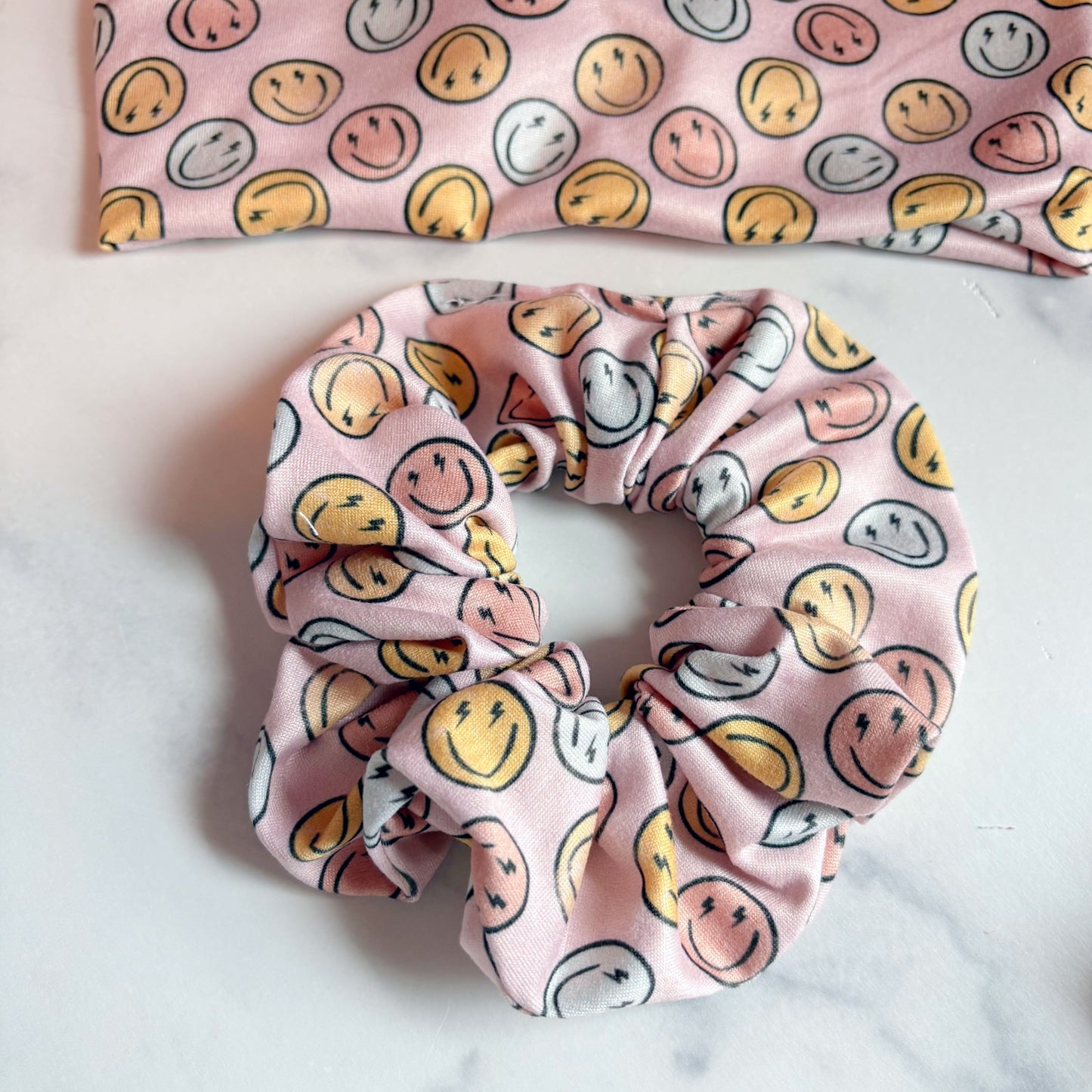 Smiley Bolt Scrunchie (Regular)