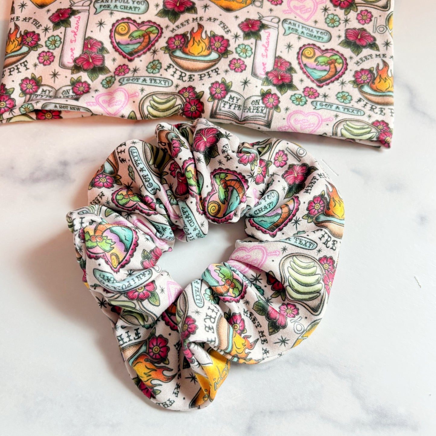 Love Island Scrunchie (Regular)