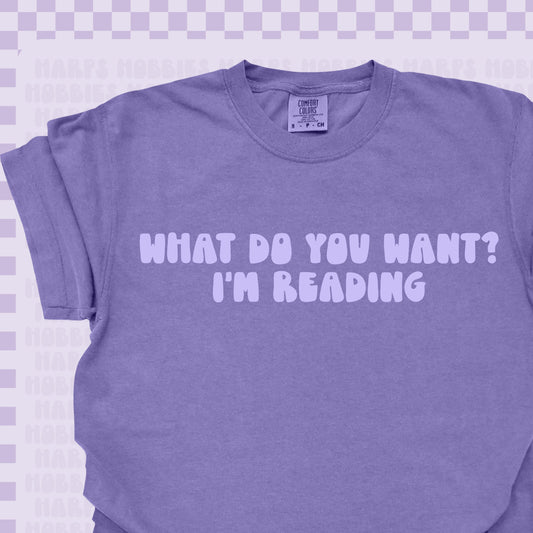 I'm Reading Tshirt/Sweatshirt