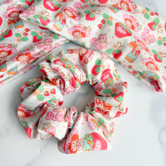 Strawberry Shortcake Scrunchie (Regular)