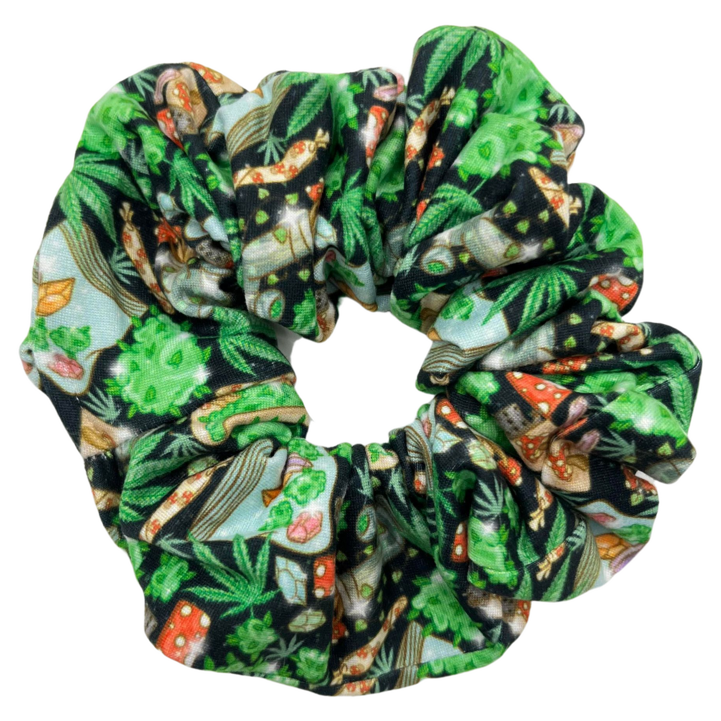 Weedttage Core Scrunchie